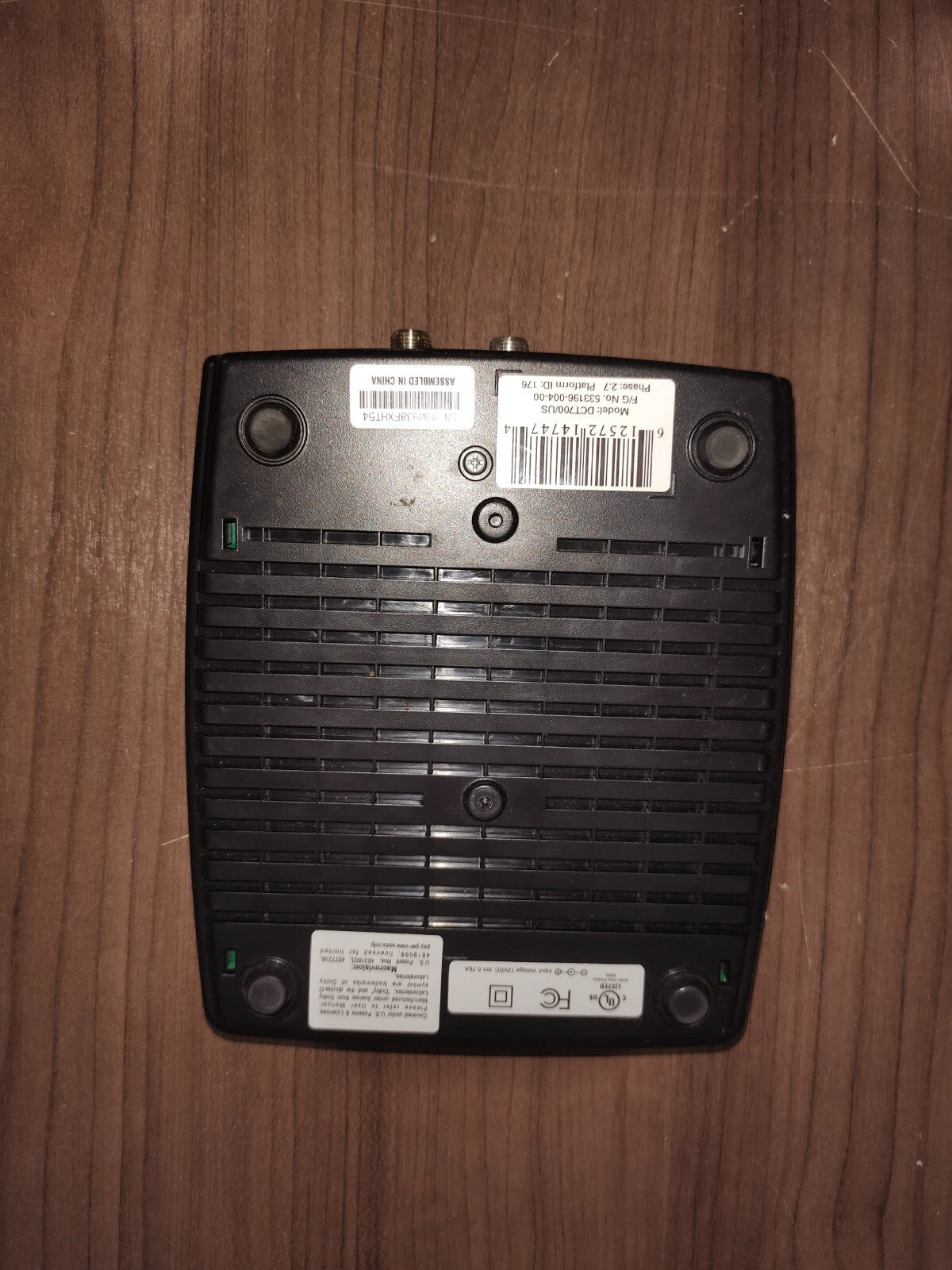 Motorola DCT700/US Digital Cable TV Receiver Converter - 1