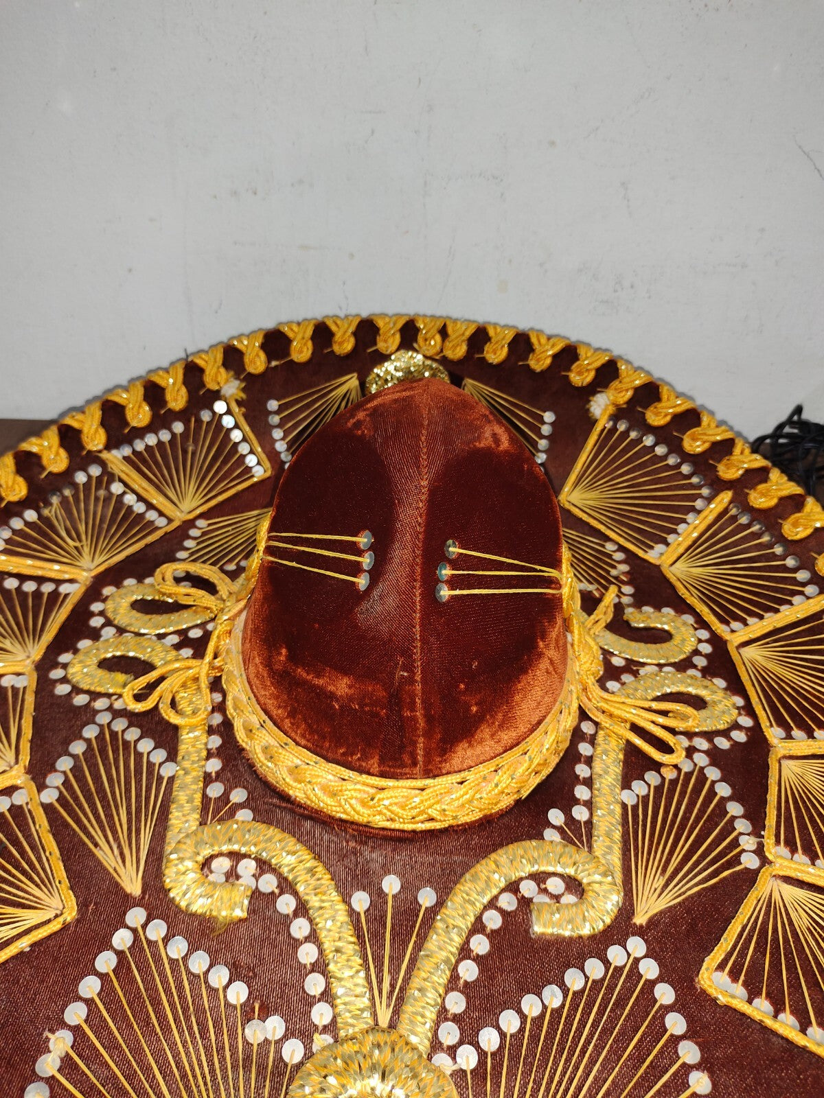Vintage PIGALLE Mexico Sombrero Mexican Mariachi Hat - Calidad - Burgundy & Gold