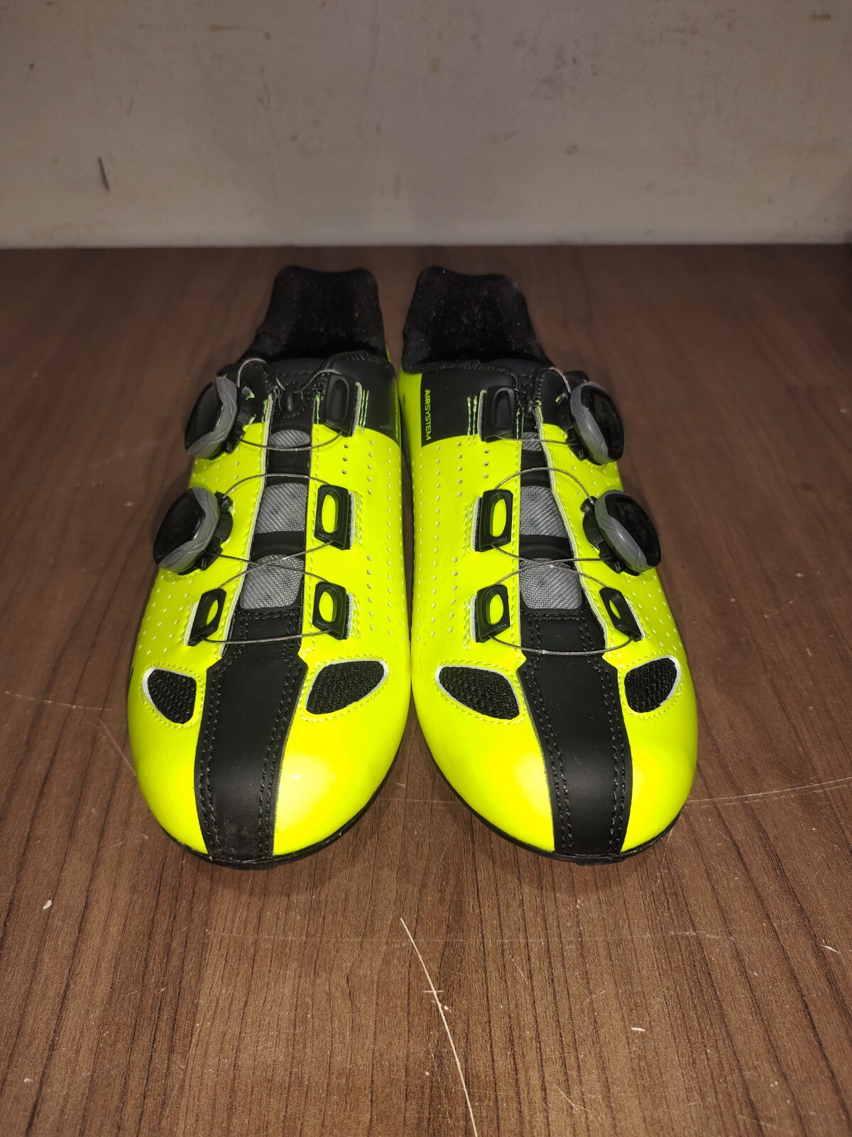 Crono Nylon Cycling Shoes - Neon Green - Size - 39 (EUR)
