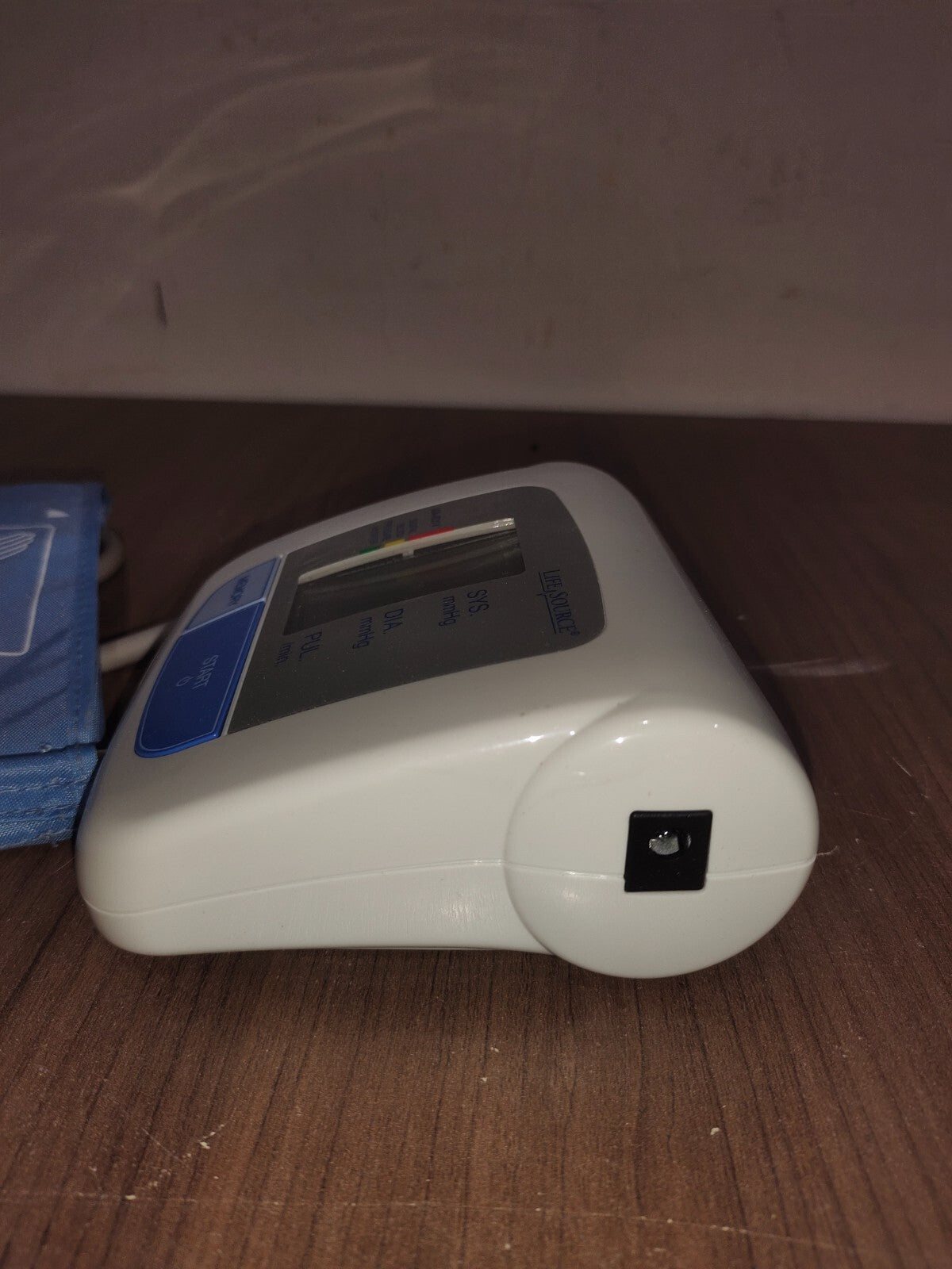 LIFE SOURCE UA-631V - Advance One Step Digital Blood Pressure Monitor