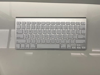 Apple Wireless Keyboard 3rd Generation A1314 In Box