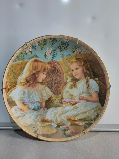 Best Friends by Sandra Kuck Collectors Plate - Sugar and Spice 1993