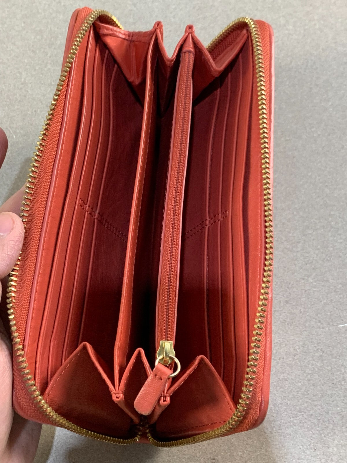 COACH MADISON ACCORDION ZIP GATHERED TWIST LEATHER WALLET 49609 LI/Brick Red