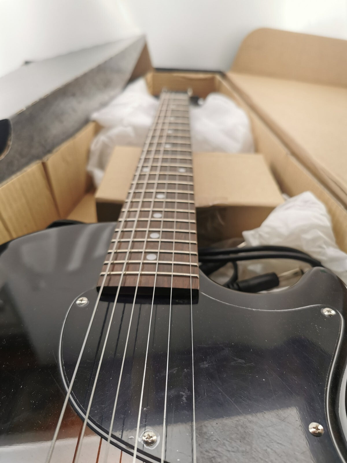 Authentic Guitar Epiphone Les Paul Junior