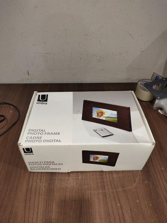 Umbra Digicurve Espresso - Digital Photo Frame