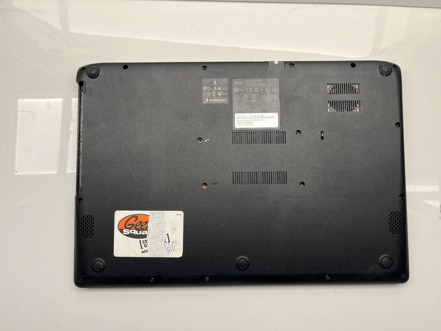 Acer ES1-511 Z5W1M Laptop FOR PARTS