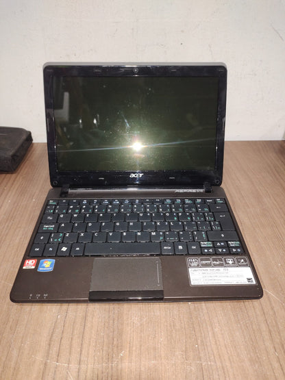 Acer Aspire One 722 11.6" Laptop AMD C-Series C-50 2GB RAM 500GB HD