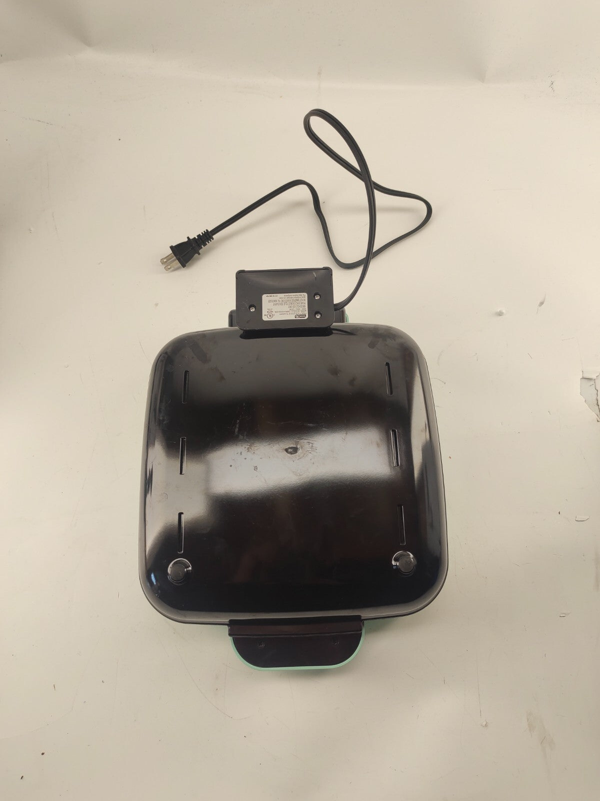 Dash No-Drip Nonstick Belgian Waffle Maker - TEAL