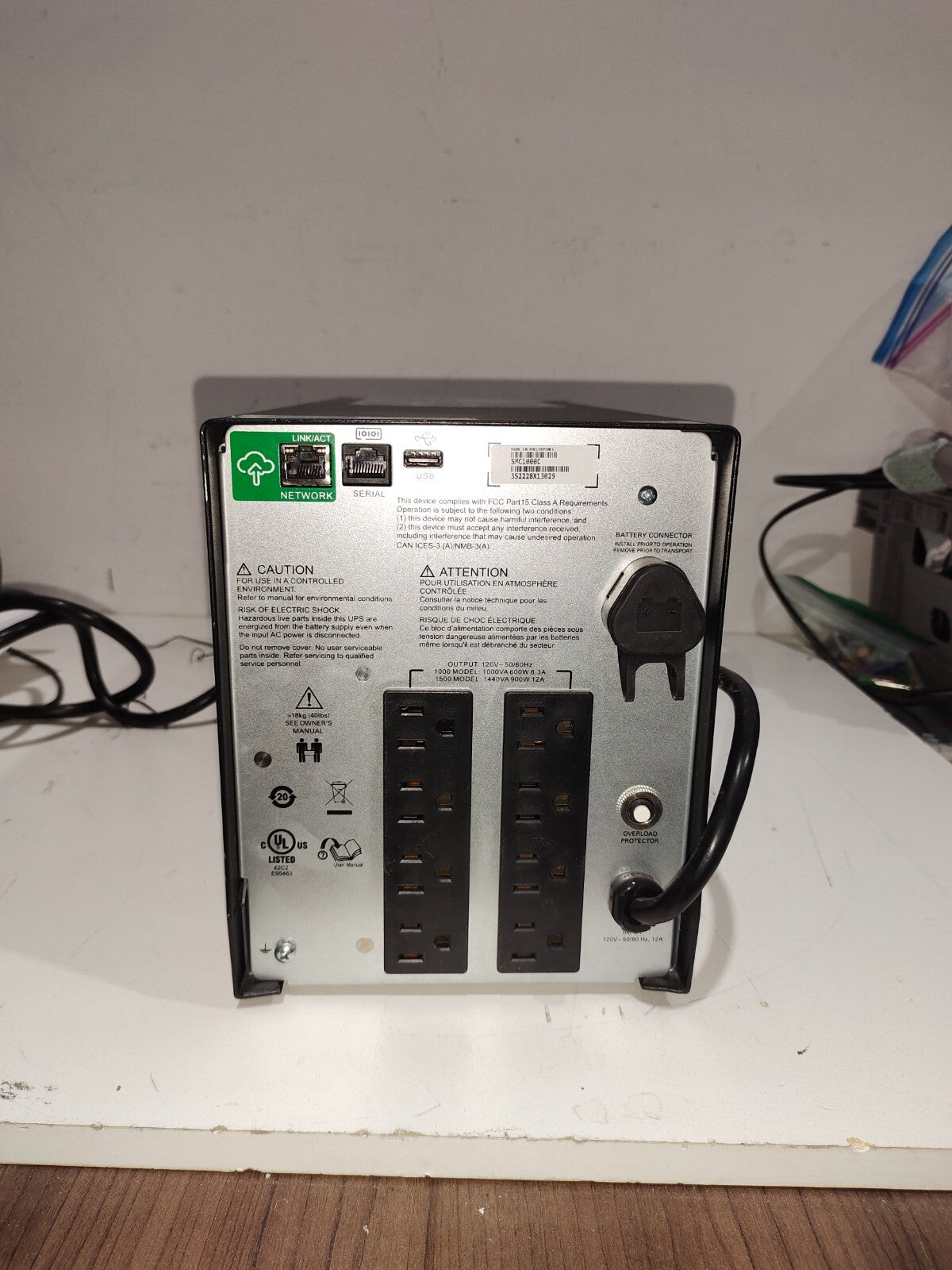 APC SMC1000 Smart-UPS C1000 8-Outlet 120V - 50/60 Hz UPS - 2