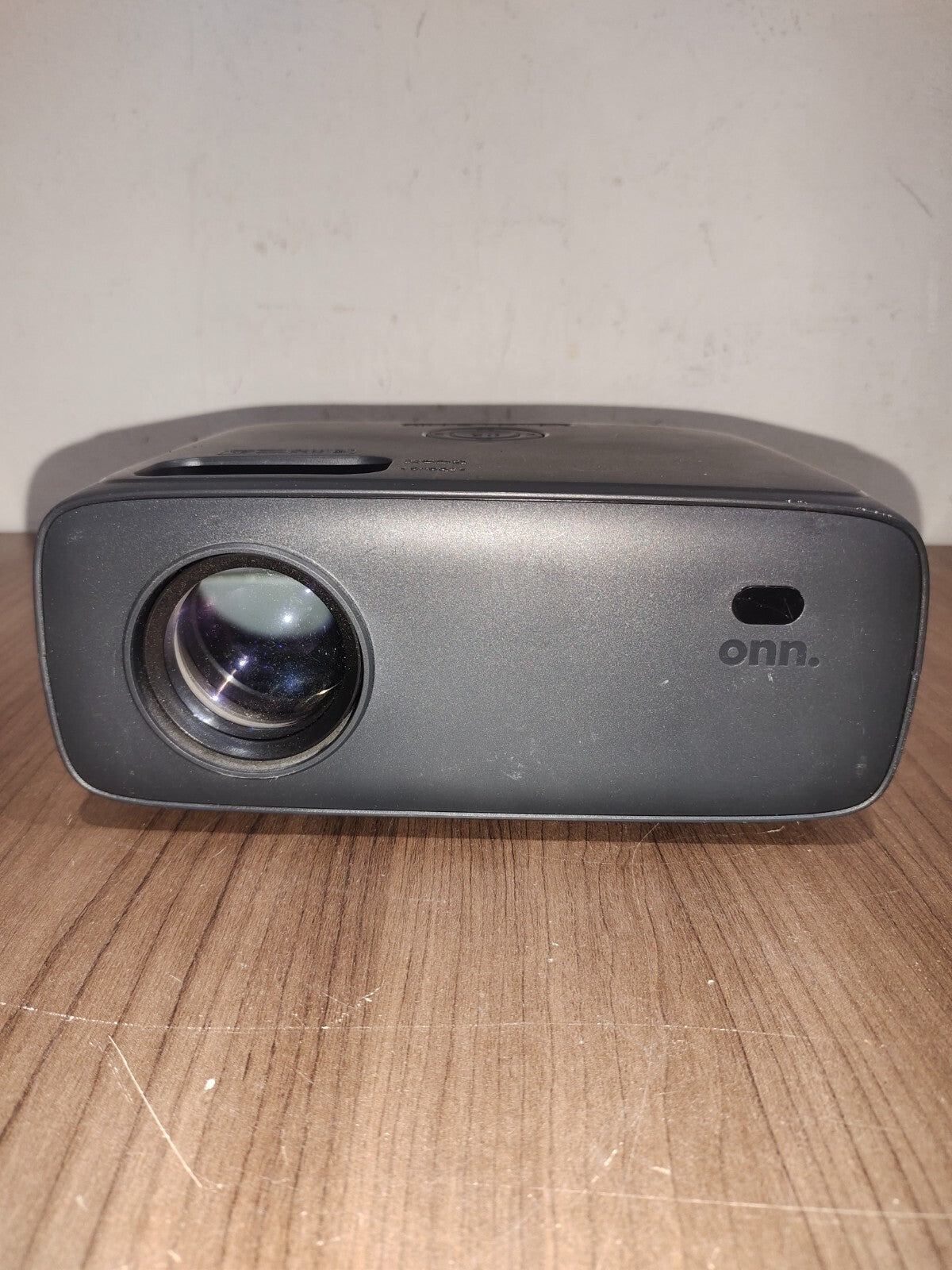 Onn, 720P HD LCD Home Theater Projector - Black - 100096801