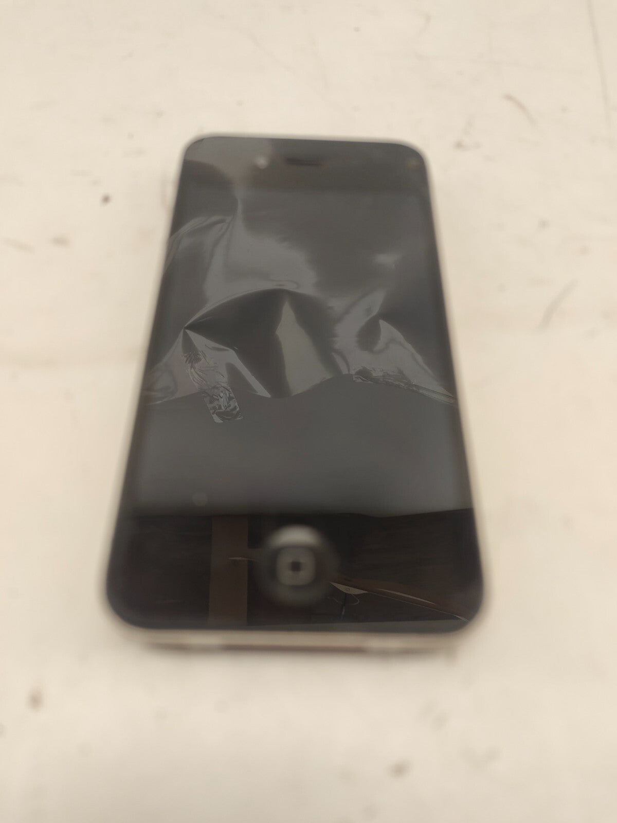 iPhone 4s Black A1387 8GB Very Good Condition