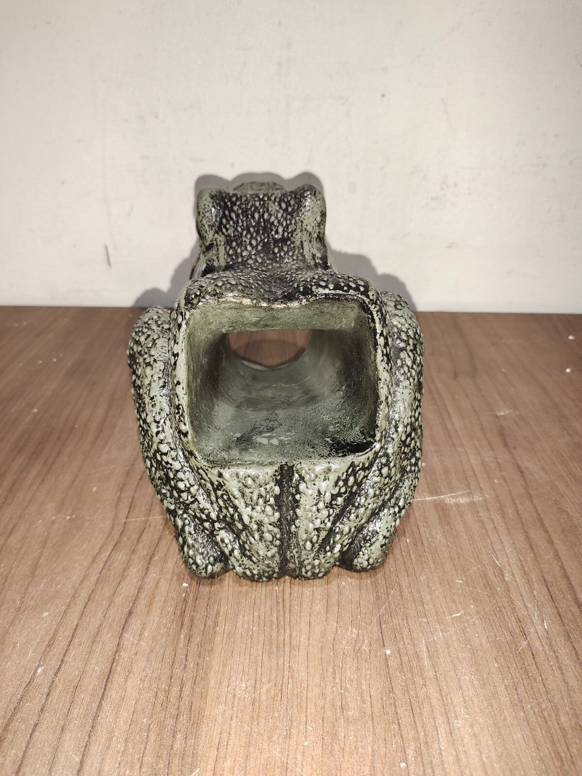 Gutter Guardian Frog Downspout Architectural Home Lawn Accessory Sculpture
