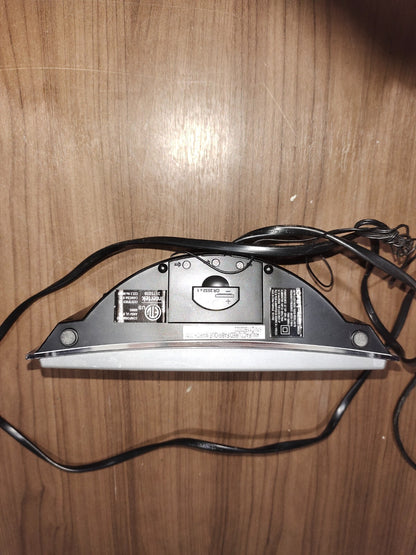 Onn ONMAAC301 - Digital AM/FM Clock Radio Dual Alarms with Snooze and Sleep