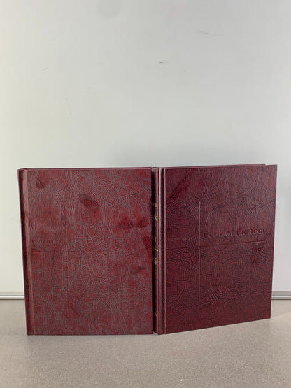 Vintage Encyclopedia Britannica Book Year Lot Set Of 2 - 1994 & 1995
