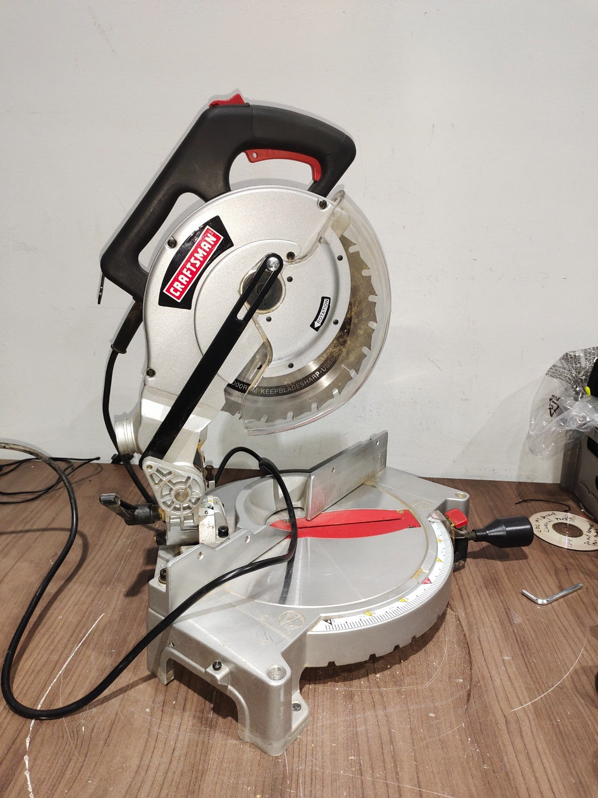 Crafts Man 137.285350 10" Compound Miter Saw - Double Insulated