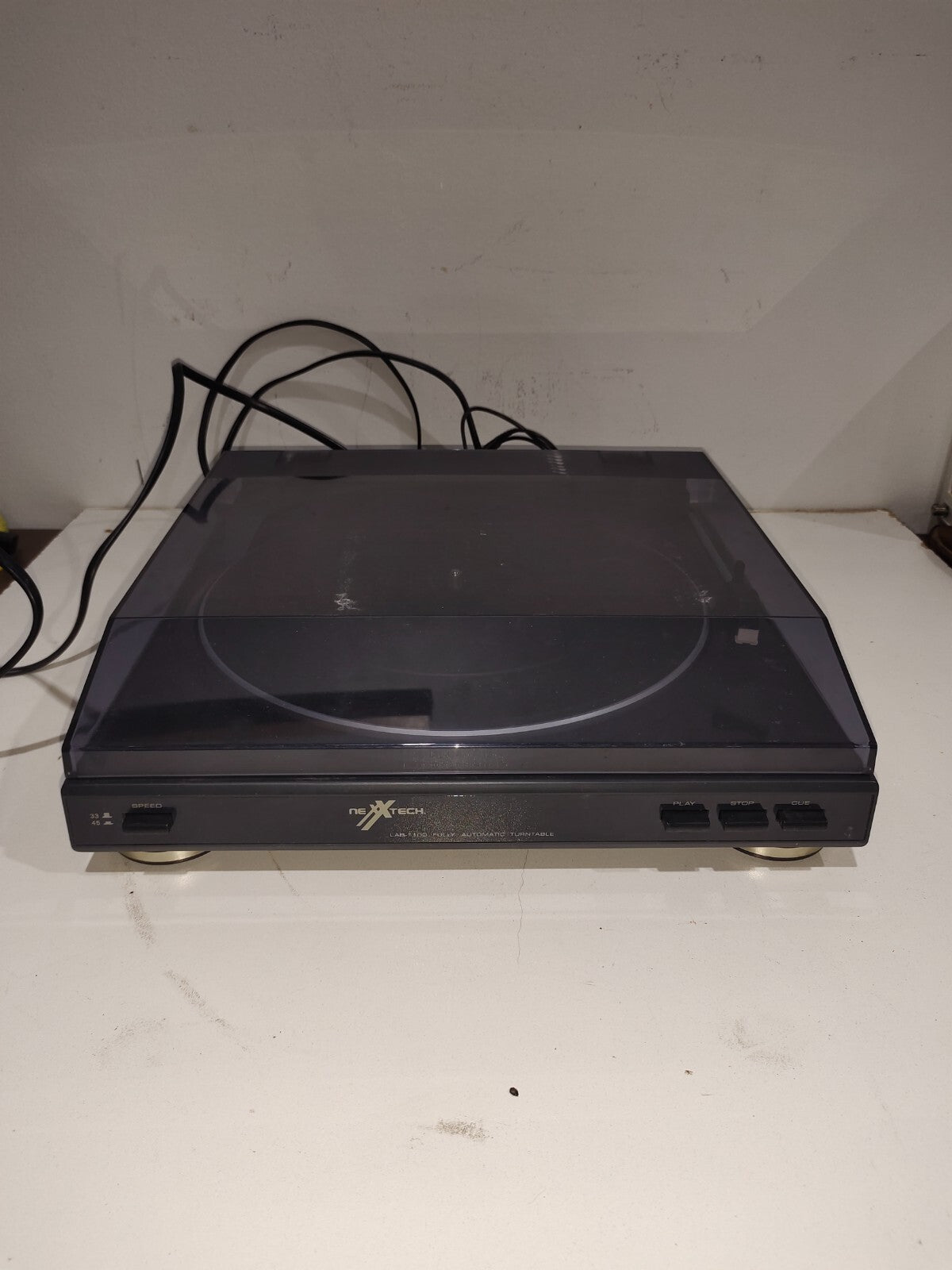 Nexxtech Lab-1100 Record Player Turntable
