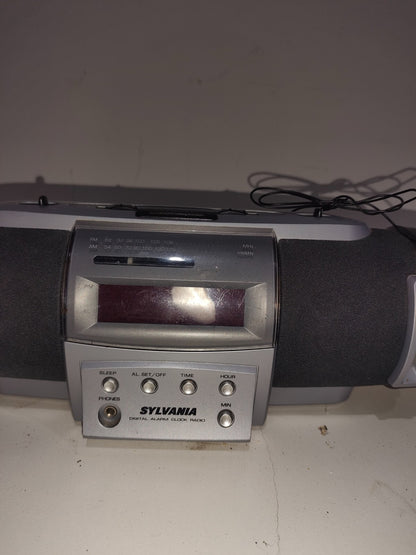 Sylvania Digital Alarm Clock Radio Model SA85011