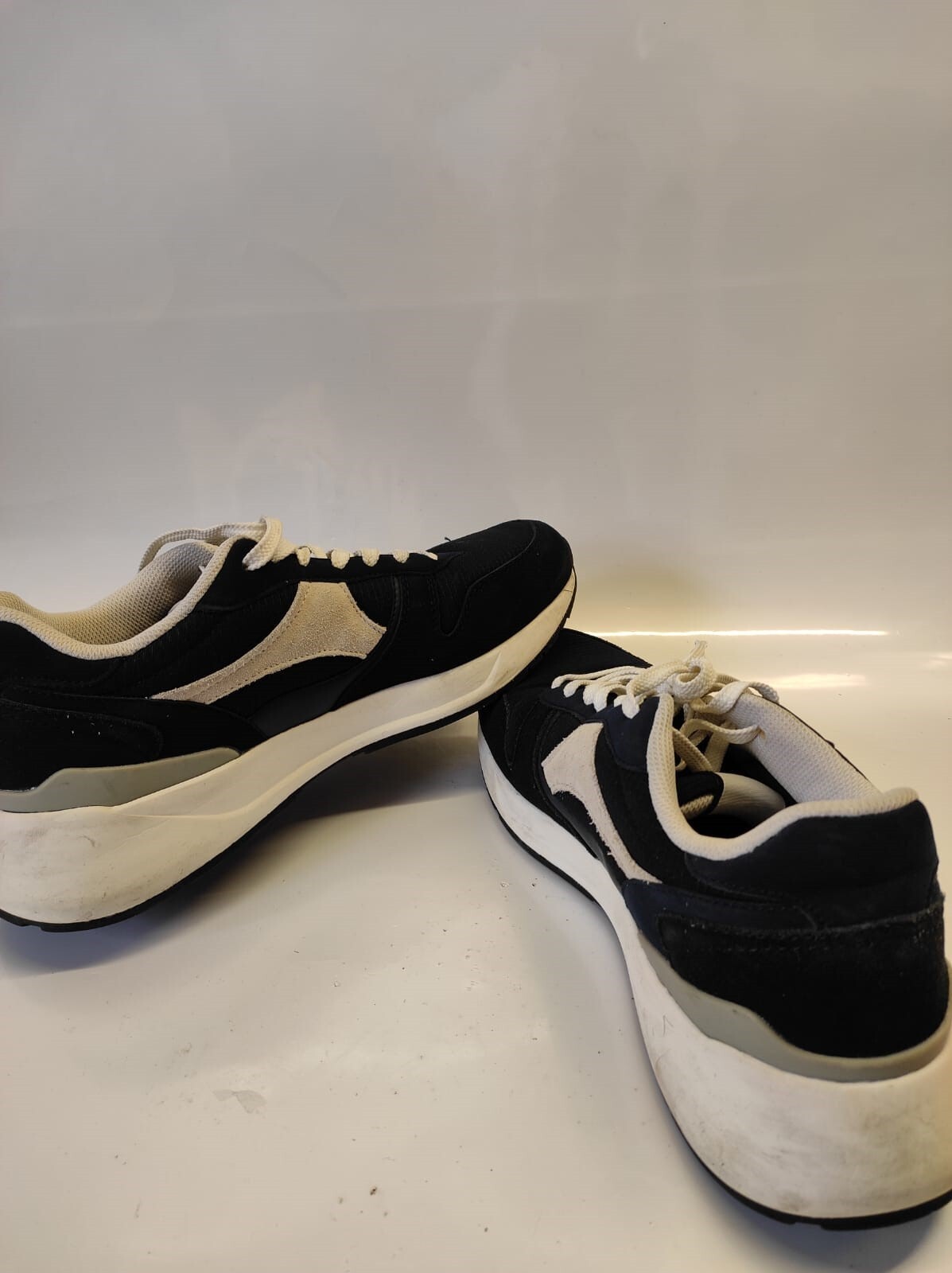 Zara sneakers sock black tennis shoes EU 43