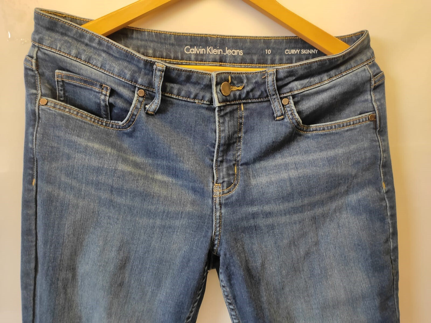 Calvin Klein Jeans Women's Size 10 Curvy Straight Leg Blue