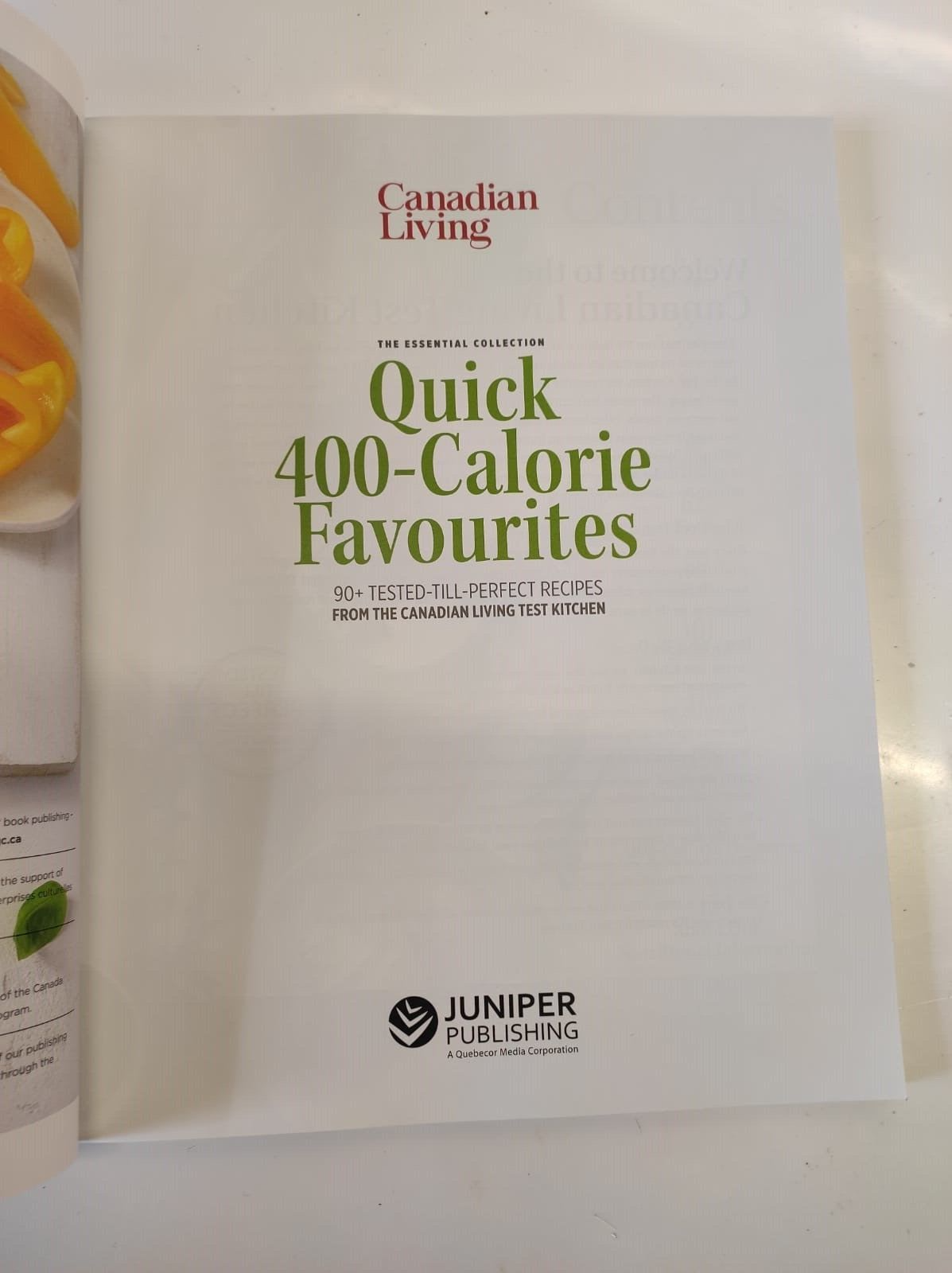 Essential Quick 400-Calorie Favourites (Canadian Living)