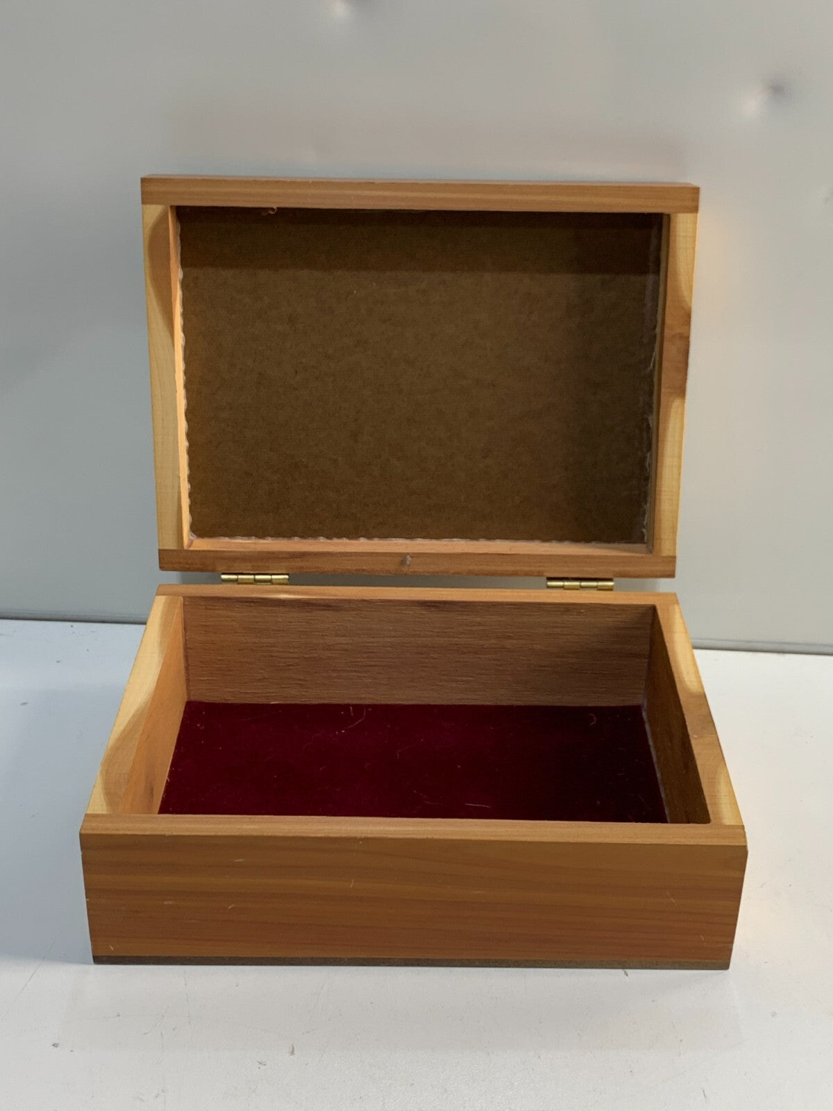 WOLF KEEPSAKE JEWELRY HOME DECOR WOOD BOX