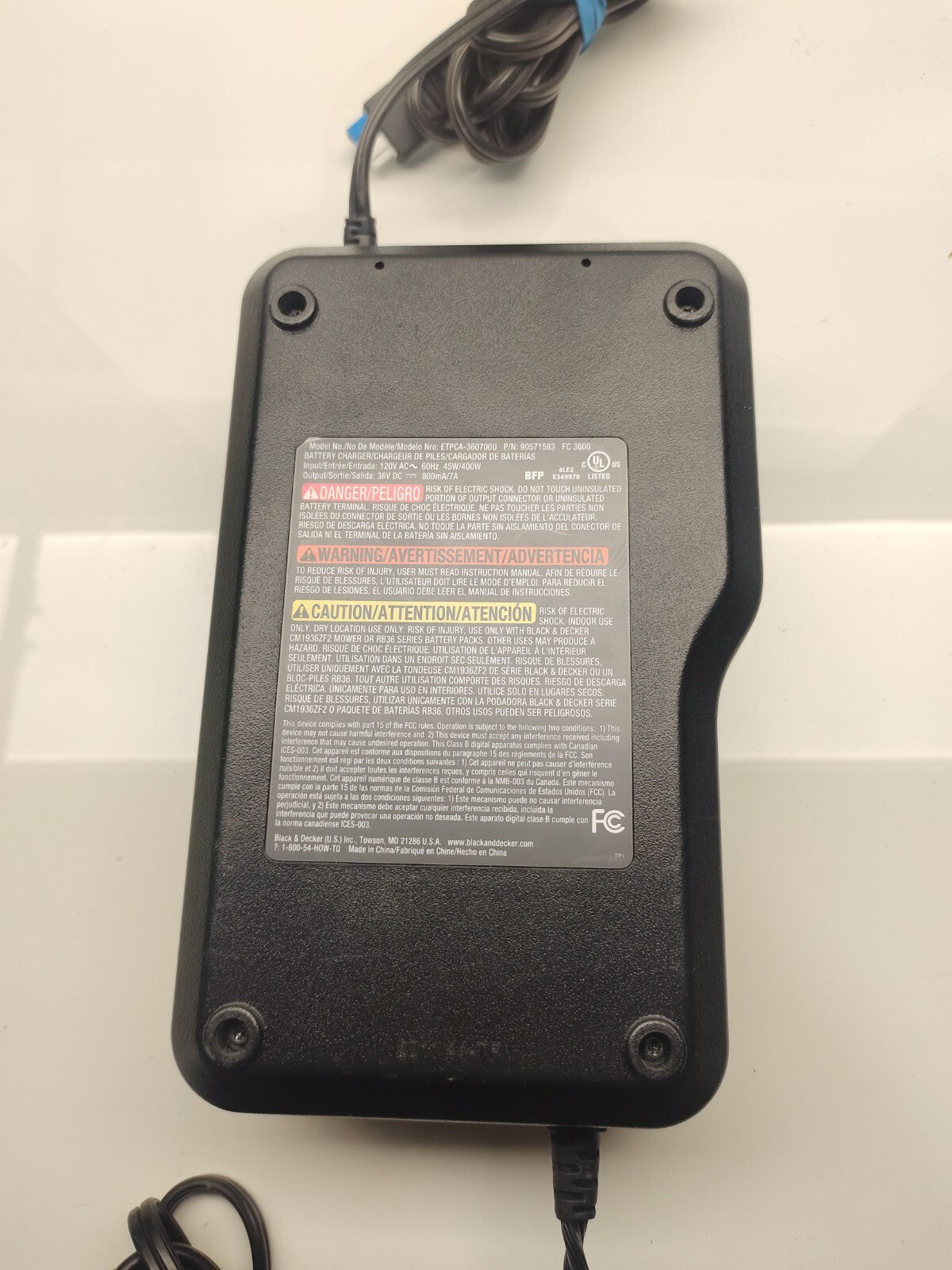 Black & Decker Fast Charger - ETPCA-360700U