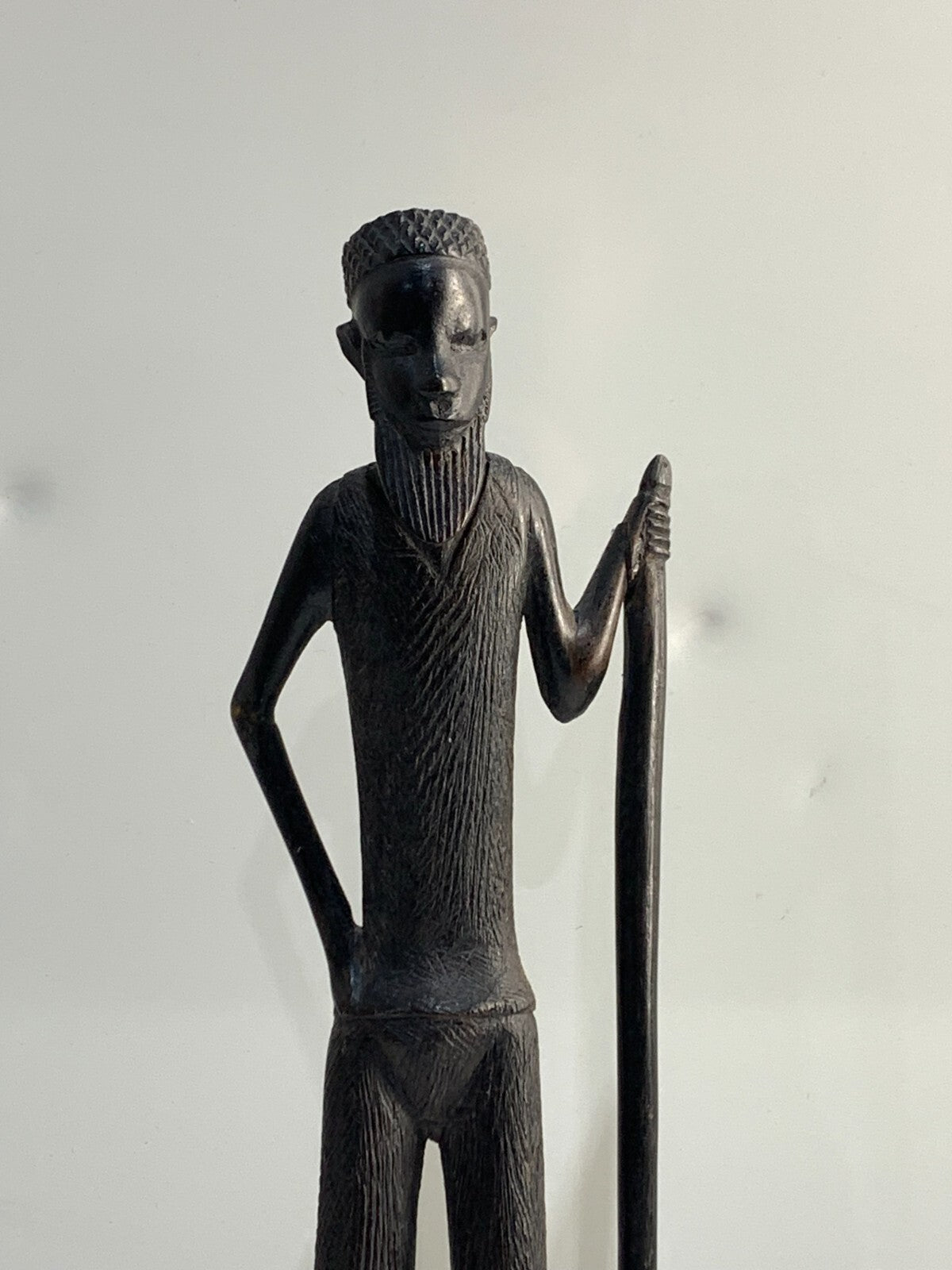 VINTAGE WOOD SCULPTURE - MOTIVE MAN WITH CANE - AFRICA/KENYA