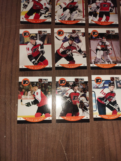 Rare Collectible NHL - Philadelphia Flyers Cards PRO-SET - Set of 16 Cards