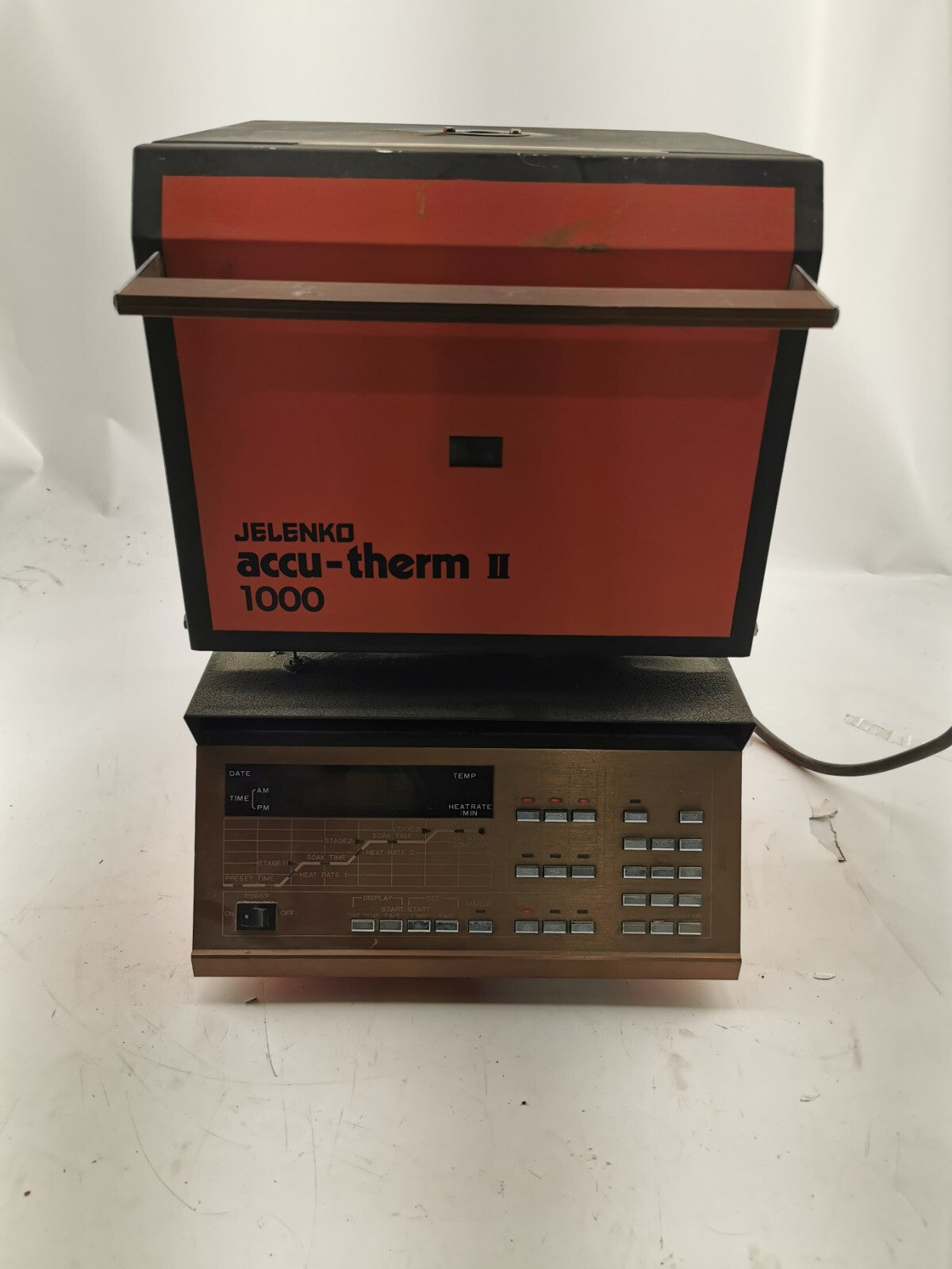 Burn out furnace Jelenko Accu Therm II 1000. For Parts-Error 2