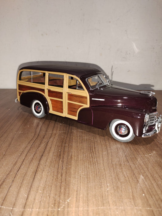 MAISTO 1948 CHEVY FLEET MASTER BROWN (WOODY) Special Edition  1:18 SCALE DIECAST