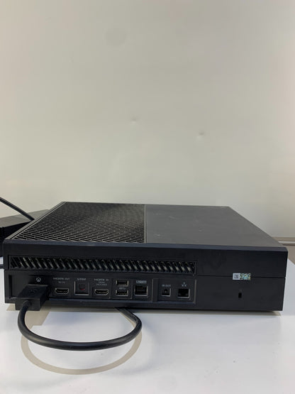 XBOX ONE CONSOLE MODEL 1540.