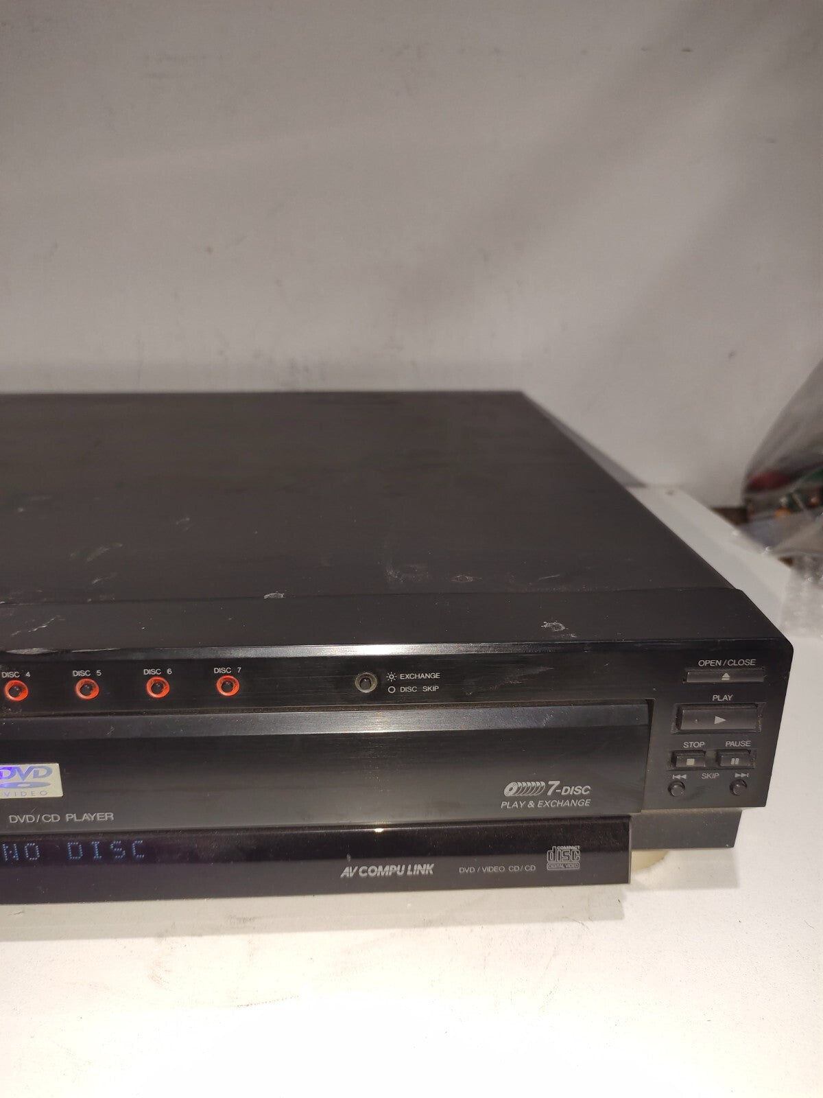 JVC XV-F80BK 7-Disc Progressive Scan DVD/CD Changer