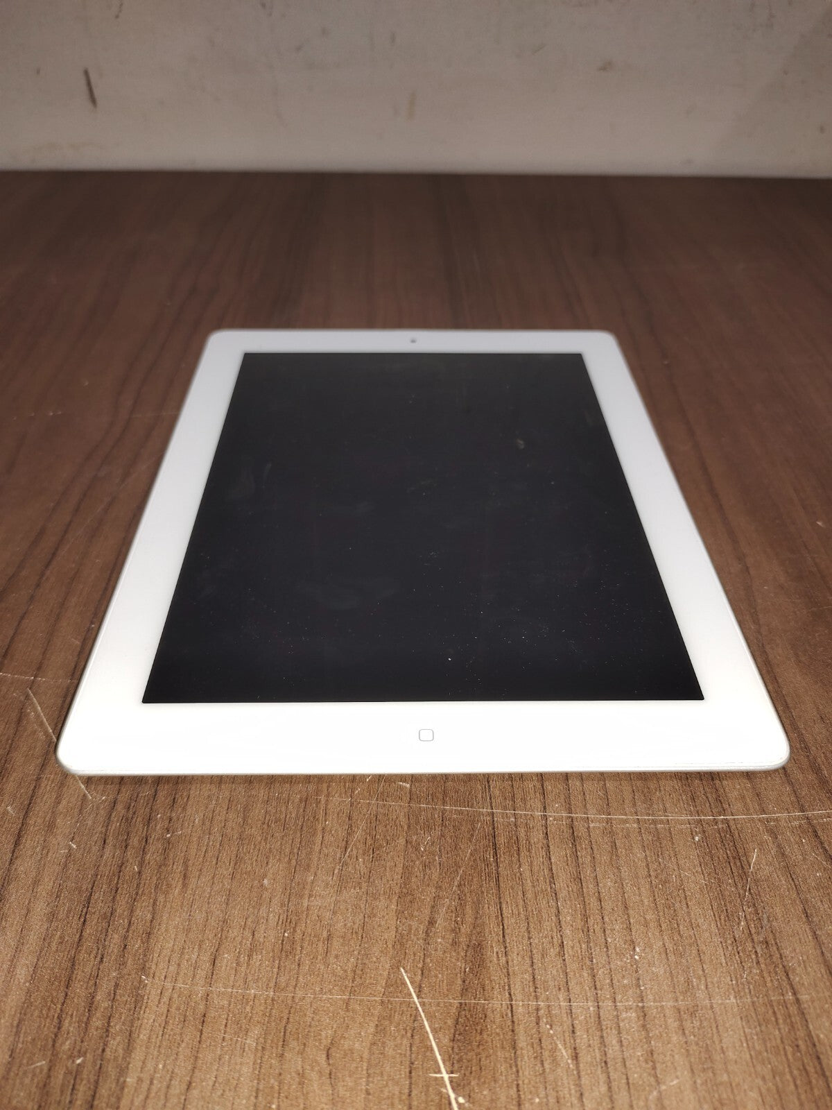 Apple iPad 2nd Gen Black A1395 16GB Wi-Fi MC769LL/A 9.7" - Untested