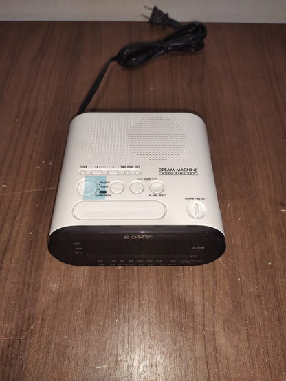 Sony Dream Machine ICF-C218 FM/AM Clock Radio w/ Auto Time Set White