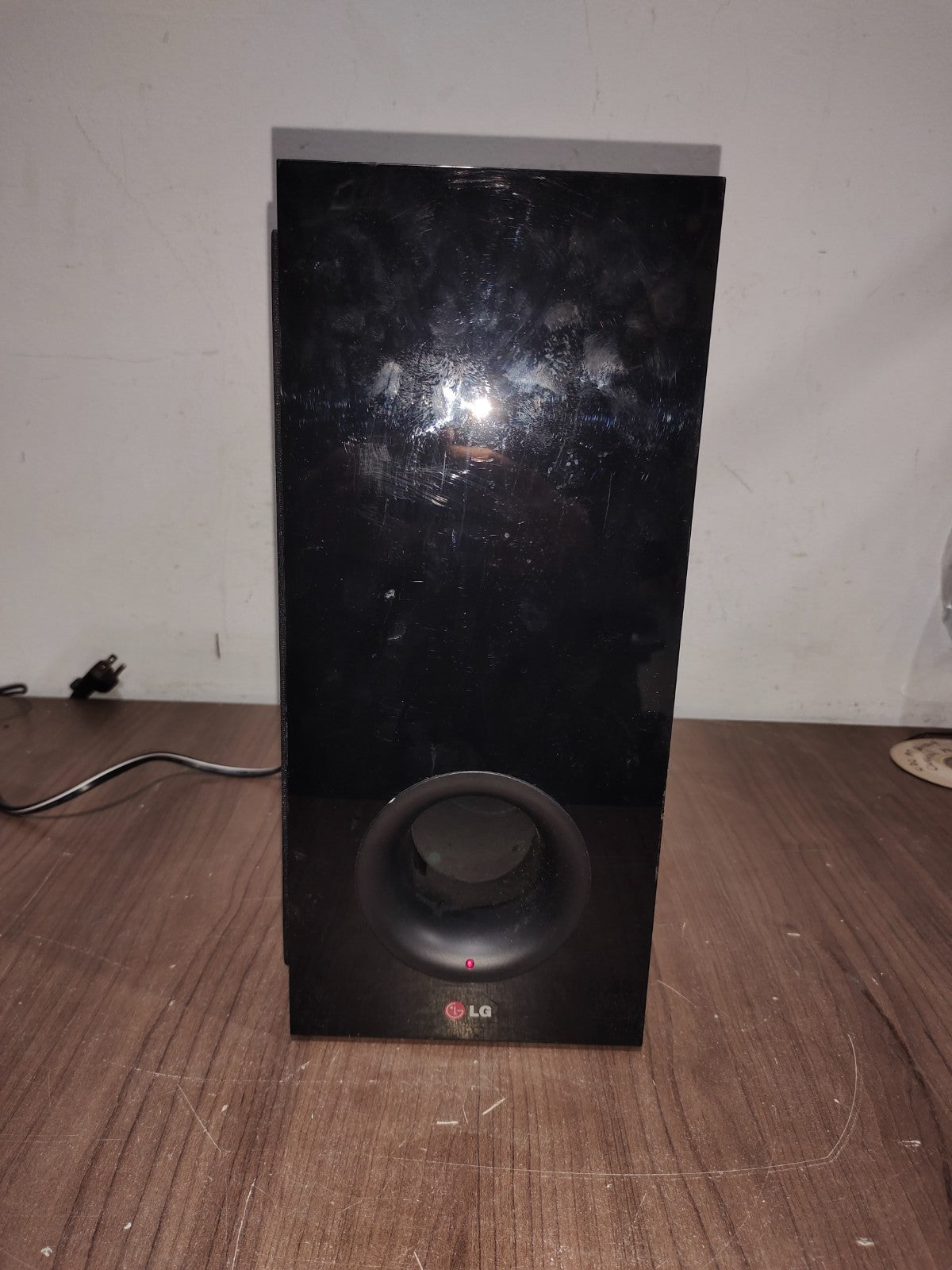 LG Wireless Active Subwoofer - For LG Home Theater Soundbar - Model - S33A1-D