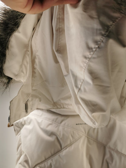 Columbia white Omni Shield Jacket