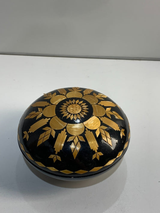 Vtg Black Lacquer INLAYED WOOD 2-Piece ROUND BOX, Made in USSR