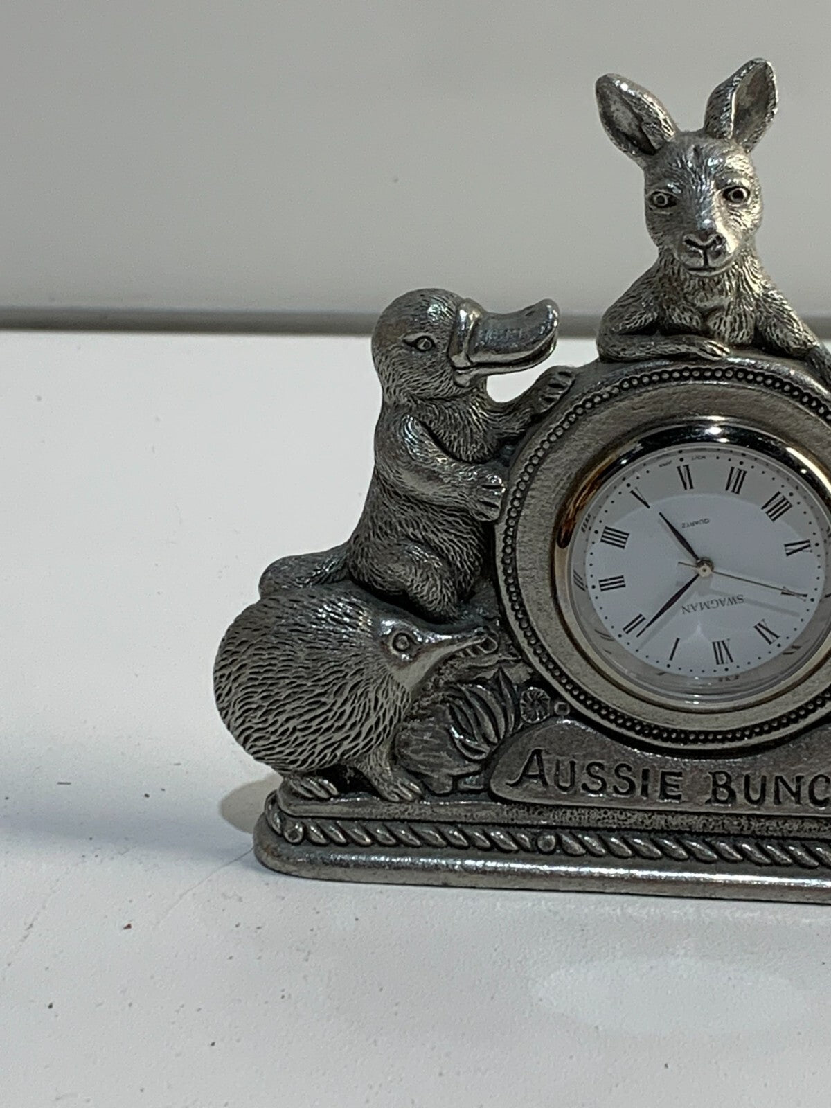 Aussie Bunch Souvenir Clock Australiana Gift Australian Made Pewter