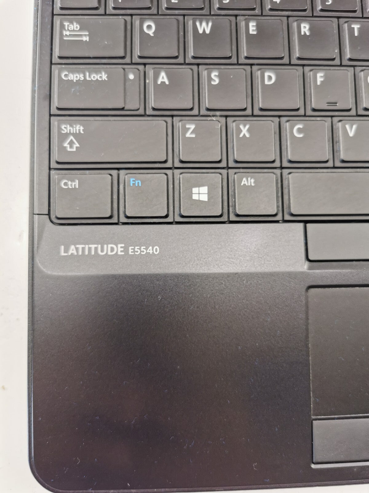 DELL Latitude E5540 15.6"(500GB HDD, i5-4200U CPU @ 1.60GHz, 8GB RAM)