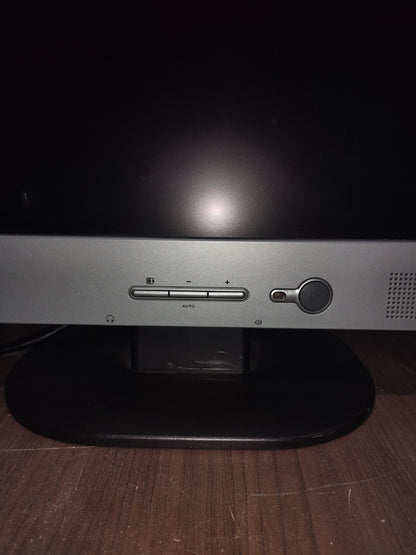 Compaq FP7317 Model - PE1232 - Flat Panel Monitor