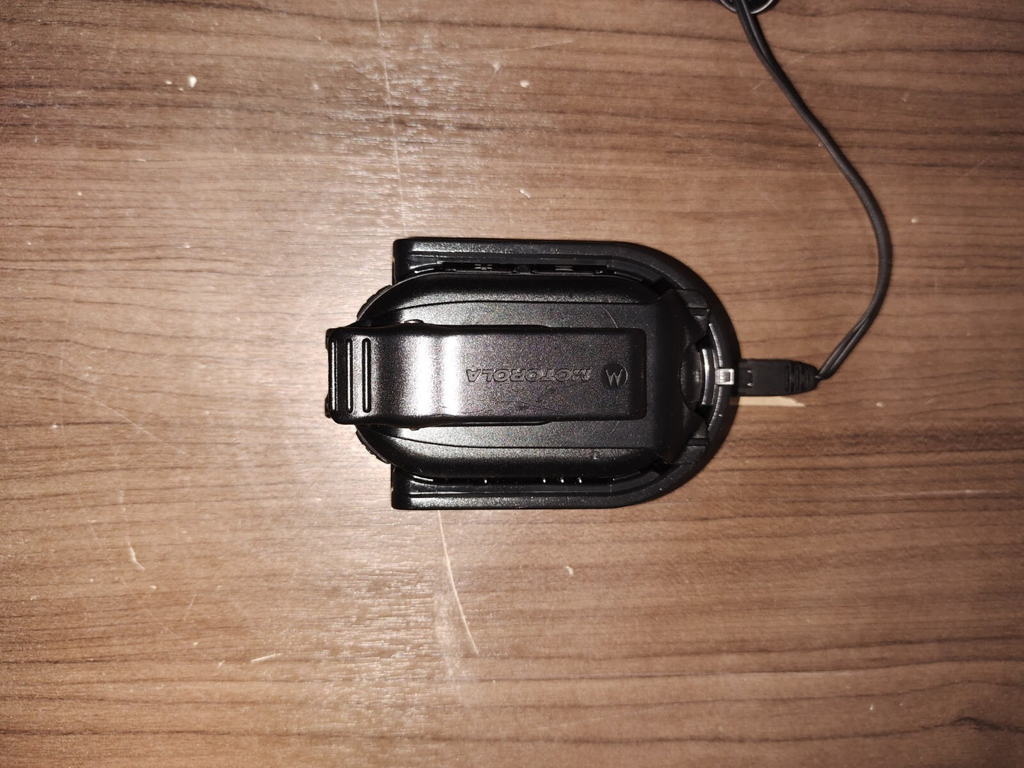 Motorola CLP1013 2-Way Portable Radio With DA03-4042040-U Charger Dock - 4