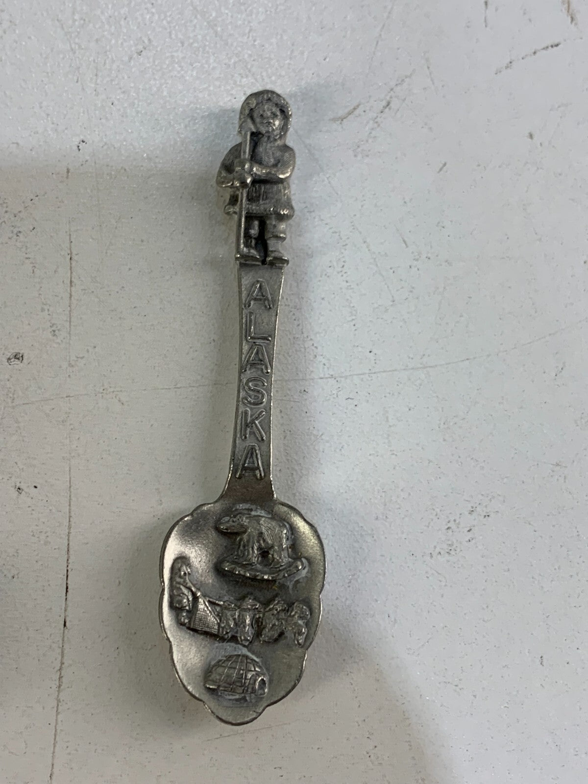 Collector spoons ALASKA,Eskimo.Dog sled.bear,iglo & Chicago The Windy City
