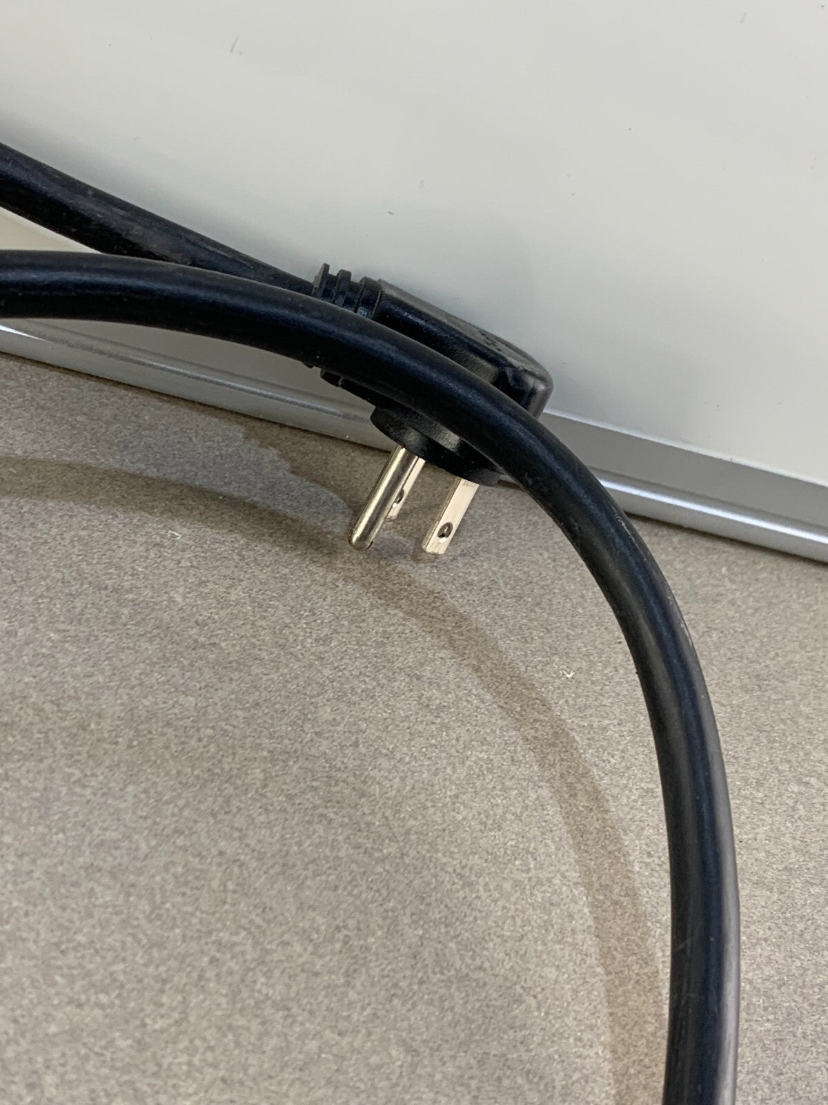 APC SurgeArrest Home/Office Surge Protector - 8 Outlets + Phone/Modem