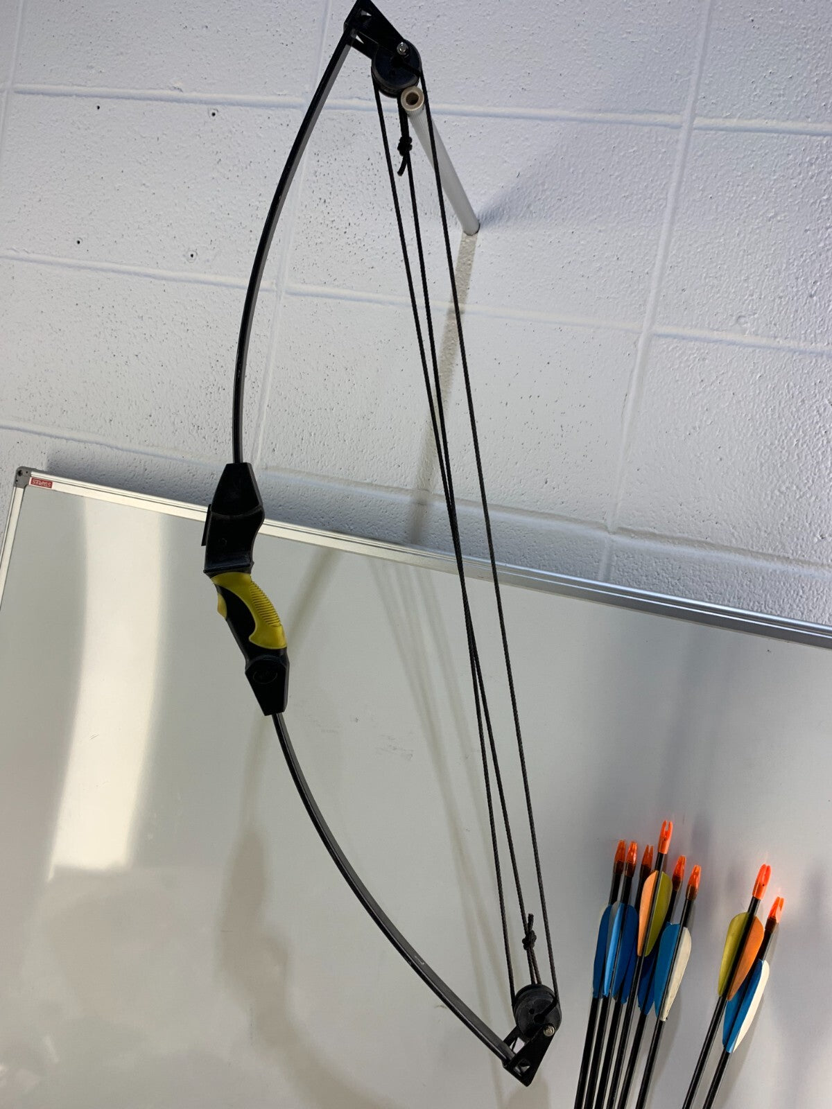 Barnett Banshee Quad Compound Bow