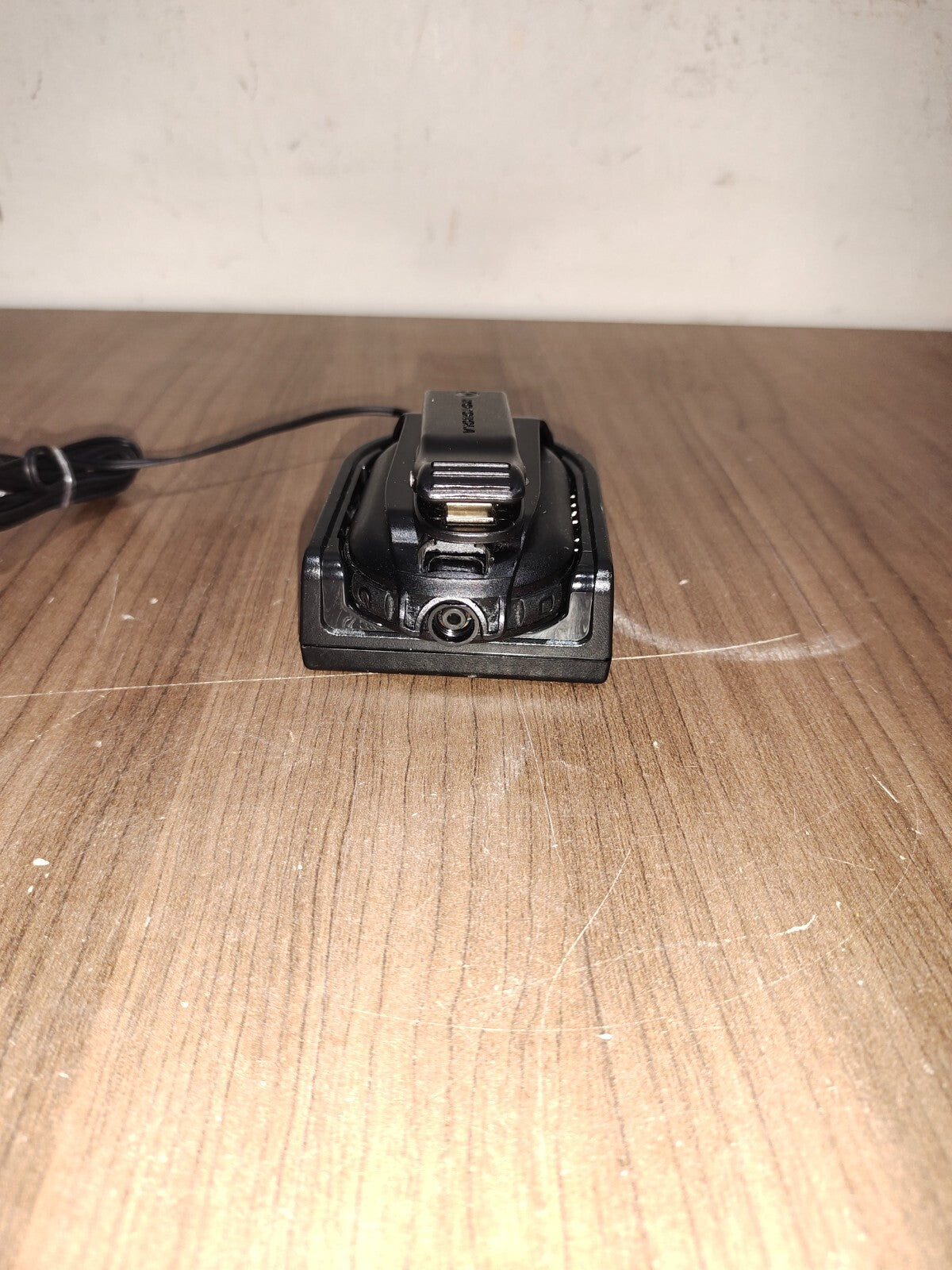 Motorola CLP1013 2-Way Portable Radio With DA03-4042040-U Charger Dock - 1