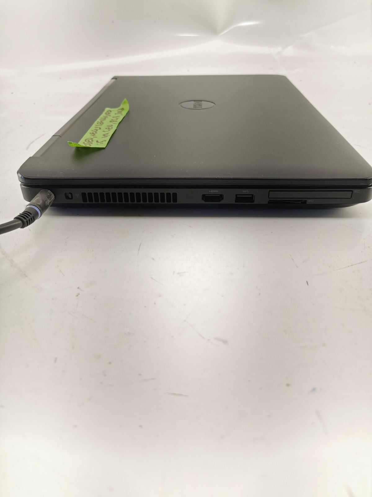 DELL Latitude E5540 15.6"(500GB HDD, i5-4200U CPU @ 1.60GHz, 8GB RAM)