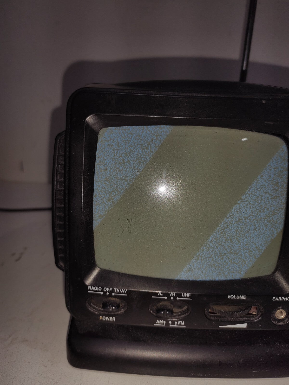 Durabrand 5" Black & White Portable Television with AM/FM Radio Model DBTV502