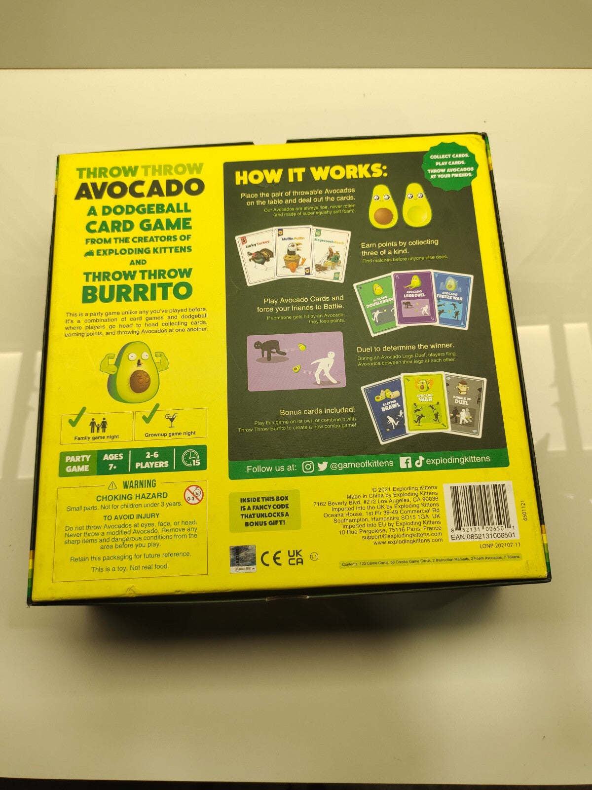 Throw Throw Avocado Cards Game