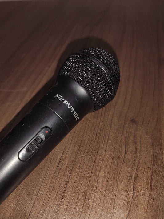 Peavey PVI100 Microphone with 1/4" Cable