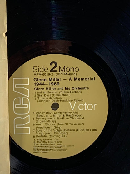 Glenn Miller - A Memorial 1944-1969, RCA VICTOR ΜΟΝΟ TWO RECORD SET